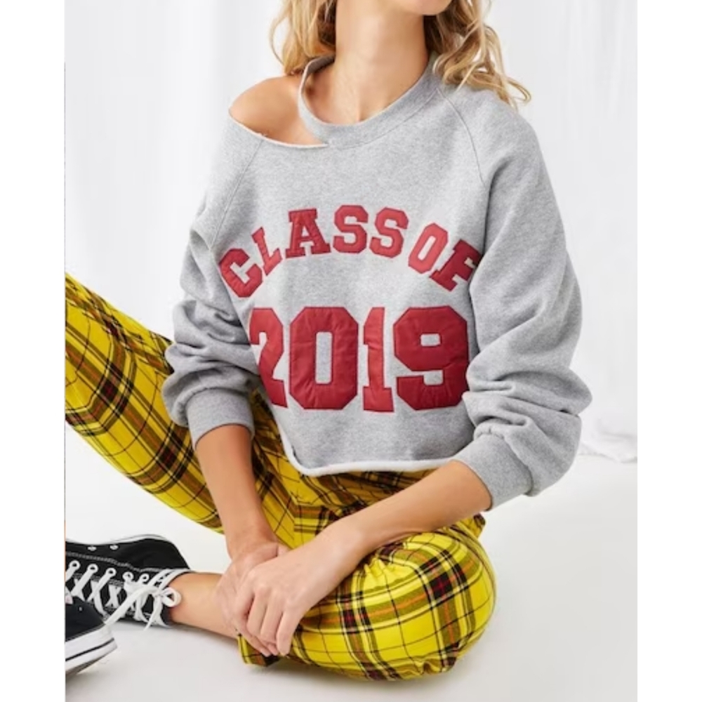 Gray Fleece Long Sleeve Cropped Sweatshirt Shoulder Cutout Crew Neck Raw-Cut Hem